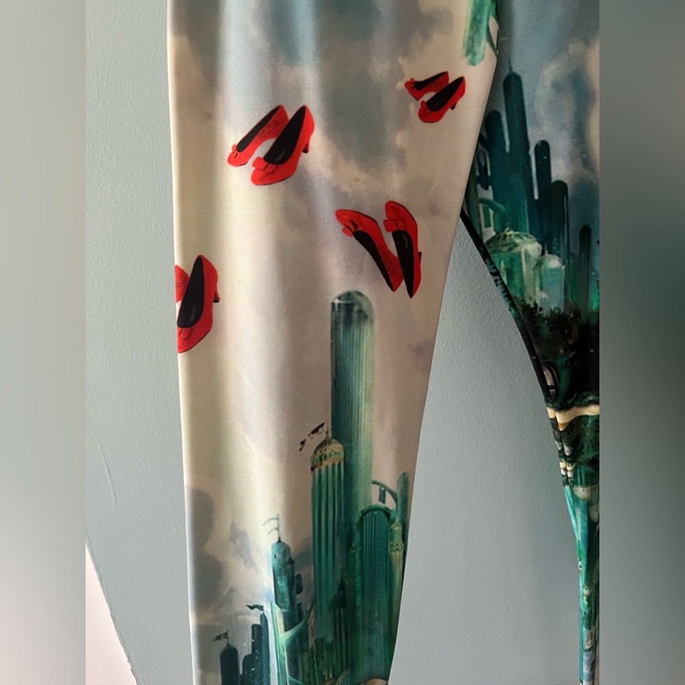 Wizard of Oz fan leggings ruby slippers emerald city